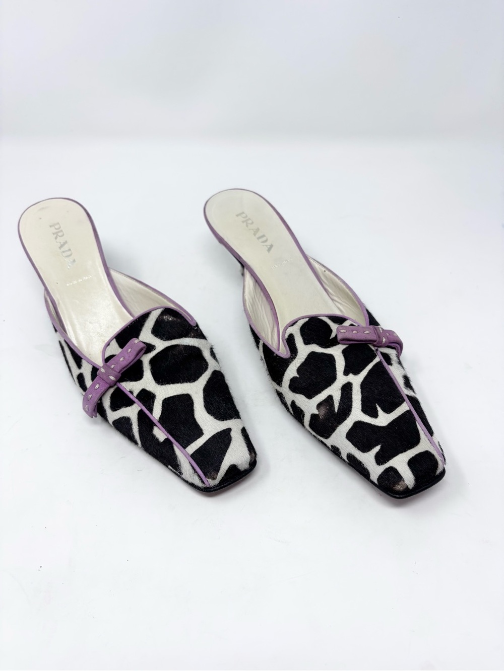 Vintage Prada Giraffe Print Calf Hair Kitten Heel Mule Square Toe Bow Archive 38
